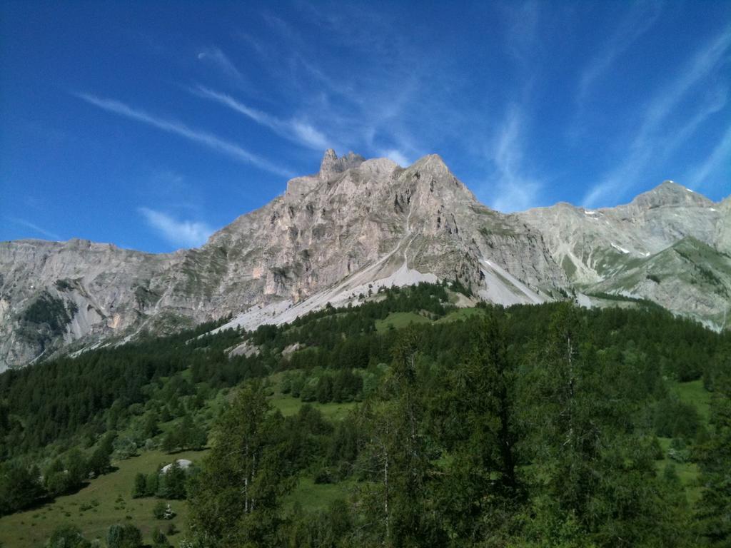 Gite Le Pelens Saint-Martin-dʼEntraunes Esterno foto