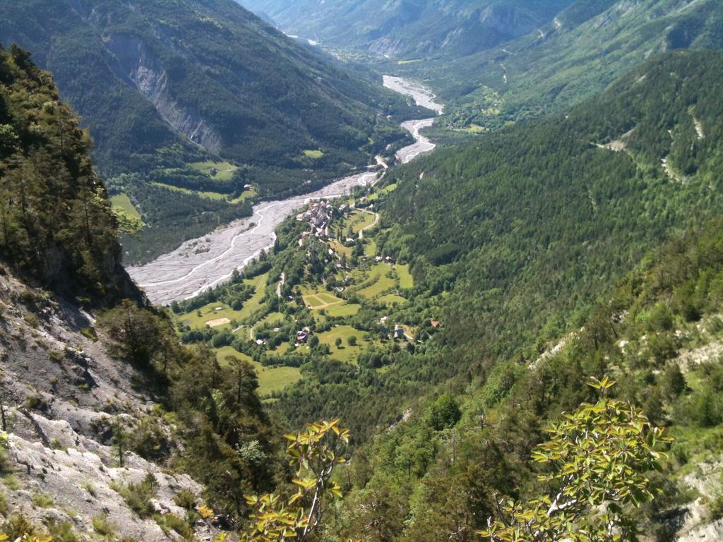 Gite Le Pelens Saint-Martin-dʼEntraunes Esterno foto