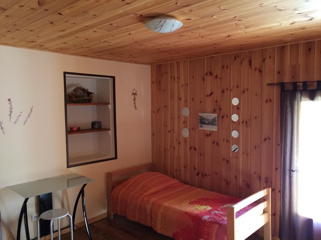 Gite Le Pelens Saint-Martin-dʼEntraunes Esterno foto